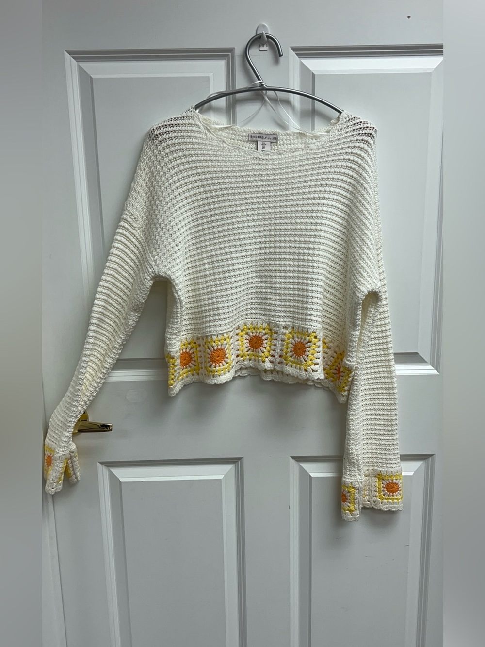 Sincerely Jules sunflower crochet sweater Size Large